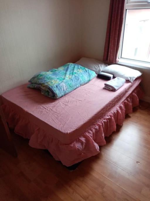 East Belfast Rooms Available Long Or Short Term Accommodation المظهر الخارجي الصورة