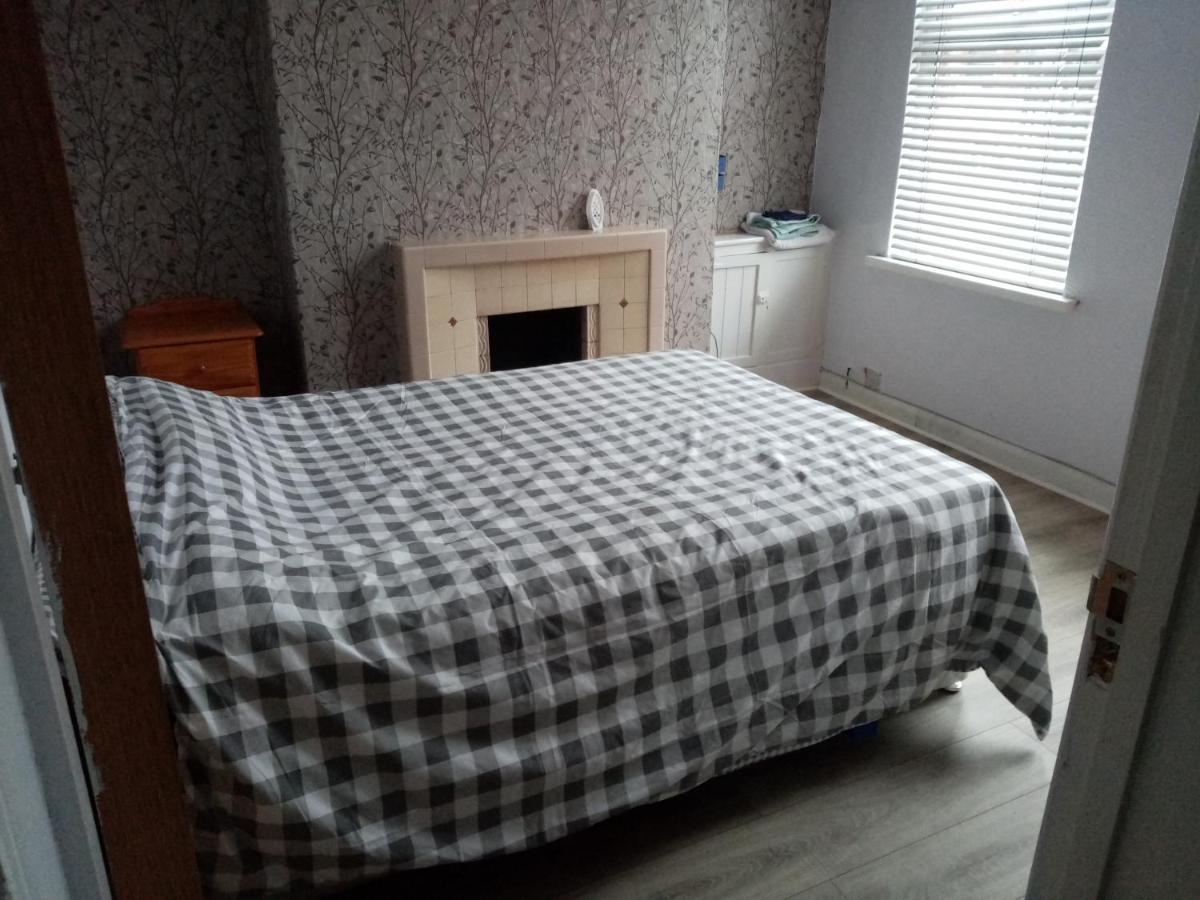 East Belfast Rooms Available Long Or Short Term Accommodation المظهر الخارجي الصورة